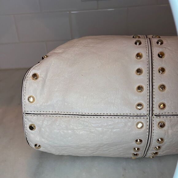 Michael Kors Pebbled Soft Leather Uptown Astor Studded Hobo Shoulder Bag - Picture 9 of 16